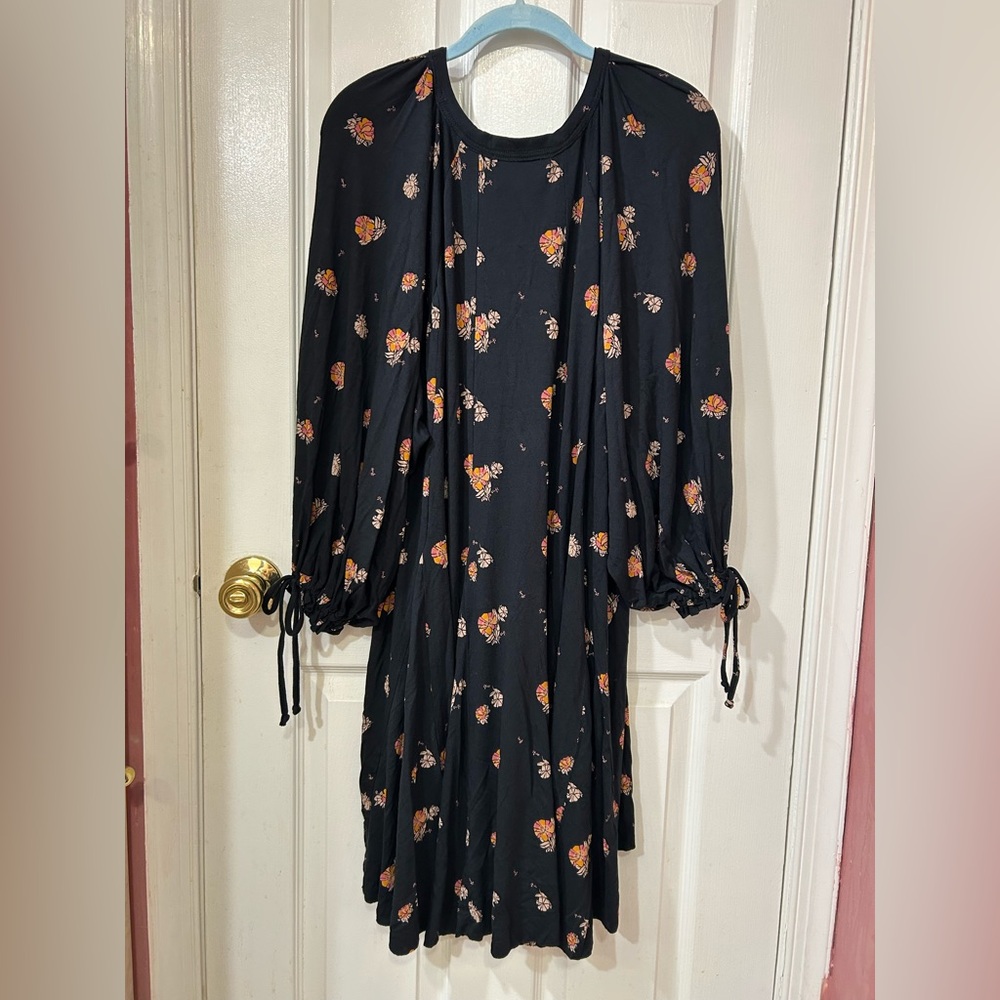 Free People Winter Sun Floral Tunic Dress Black Oversized  - Size M - Picture 15 of 15